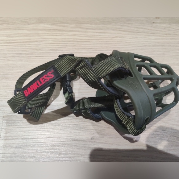 Barkless Dog Muzzle - Picture 3 of 3